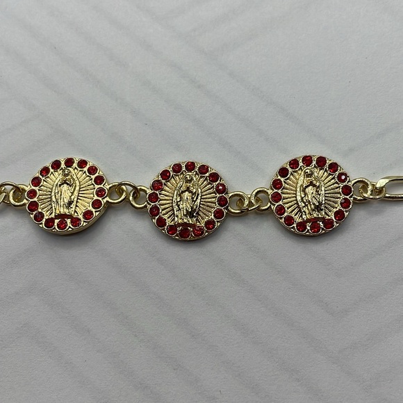 14k gold plated Virgin of Guadalupe bracelet Red rhinestones - Picture 4 of 9